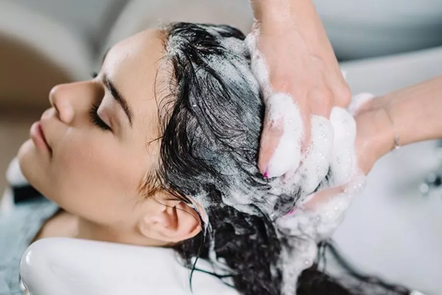 De ultieme gids voor natuurlijke haarverzorgingsproducten en doe-het-zelf recepten